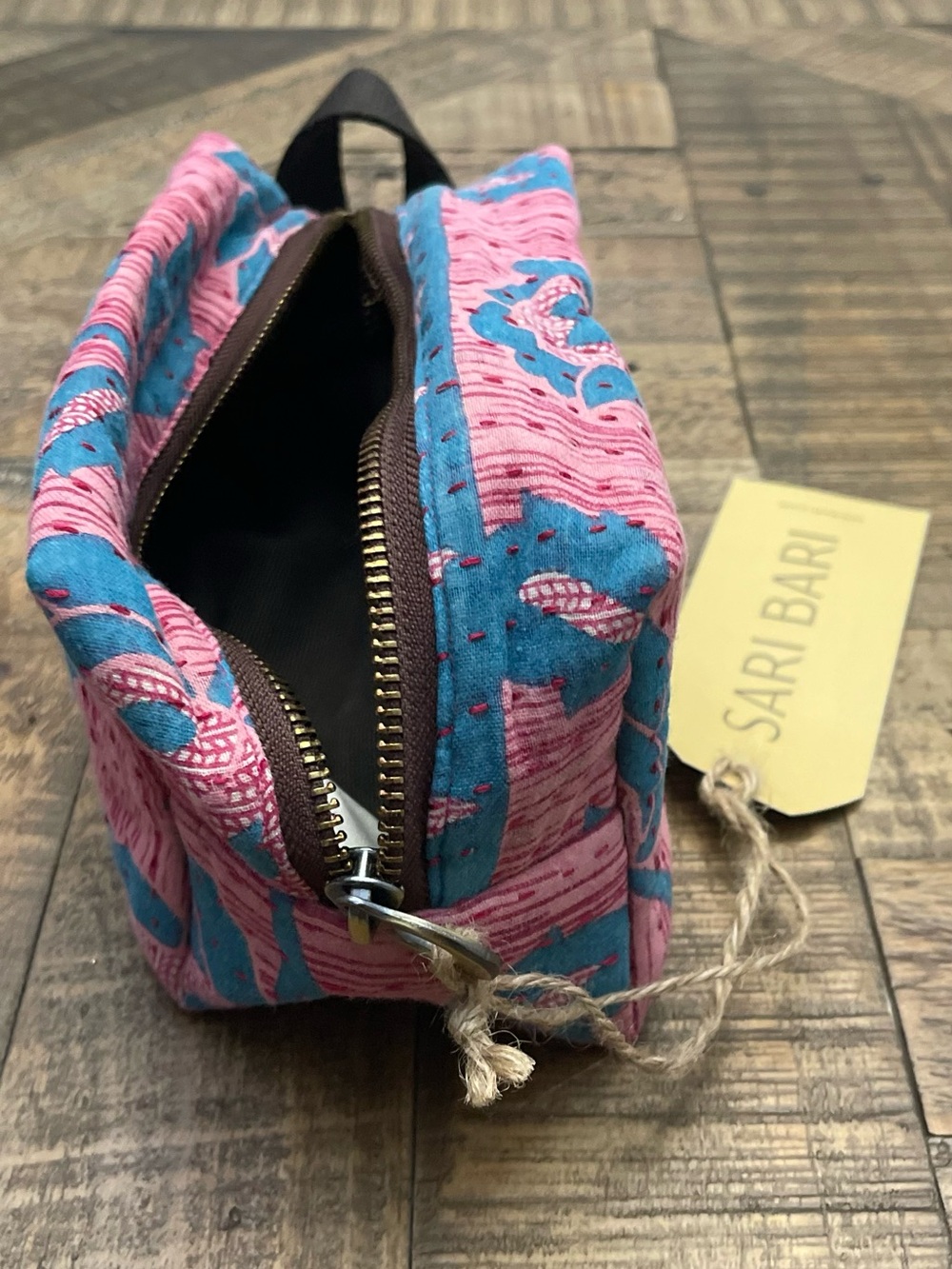 handmade india item, upcycled quilted Pinki Pouch model pouch from Sari Bari
